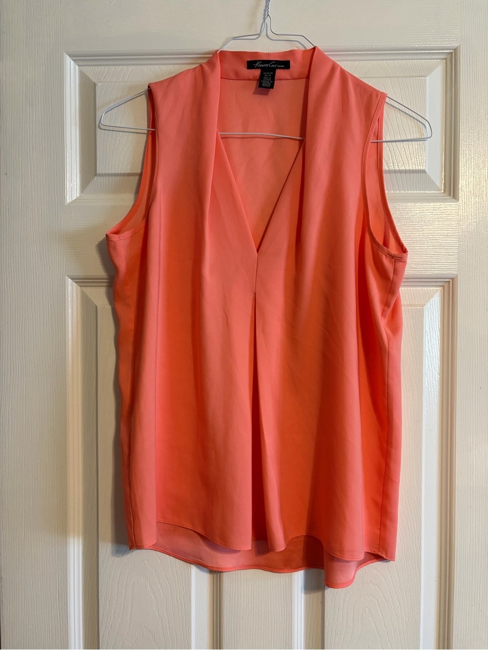 Kenneth Cole New York Pleated Sleeveless Blouse V-Neck Coral Orange Size M